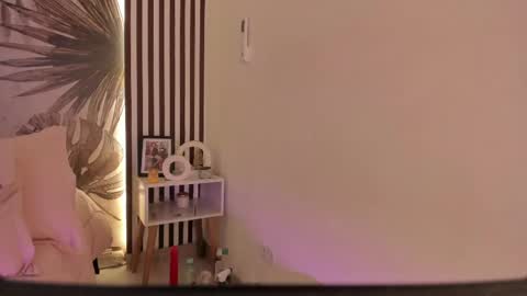 Snapshot of samaantha_white_ chatting on May 11, 2:45 pm Samaantha online show from May 11, 2:45 pm