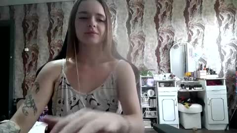 Snapshot of samanta55555 chatting on June 24, 10:36 am samanta55555 online show from June 24, 10:36 am