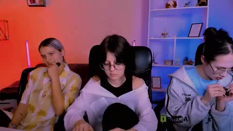 Snapshot of samanta_hotty chatting on December 2, 8:48 pm samanta_hotty online show from December 2, 8:48 pm