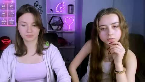 samanta_kisses online show from December 3, 8:40 pm