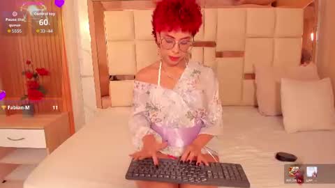 Snapshot of samanta_quinn chatting on July 12, 6:15 am samantha online show from July 12, 6:15 am