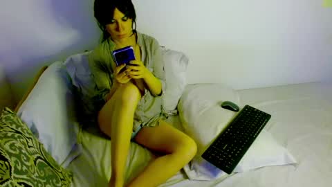 Samanta online show from June 7, 6:00 pm