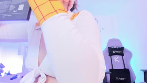 Snapshot of samanta_roberts1 chatting on November 1, 1:46 pm Samanta online show from November 1, 1:46 pm