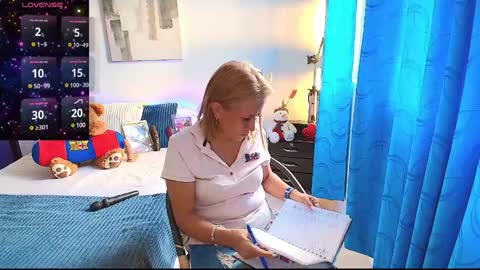 Samanta Stone online show from December 2, 9:06 pm