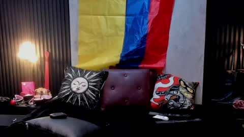 Snapshot of samantablake chatting on June 23, 7:34 pm Samanta online show from June 23, 7:34 pm