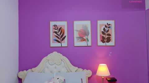 samantakane online show from March 18, 3:53 am