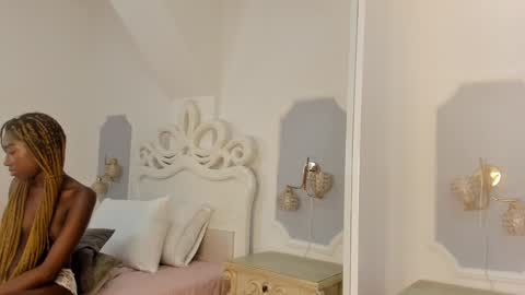 Snapshot of samantamarquez chatting on February 9, 1:33 am Samanta online show from February 9, 1:33 am