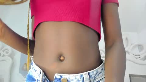 Snapshot of samantamarquez chatting on February 12, 7:24 pm Samanta online show from February 12, 7:24 pm