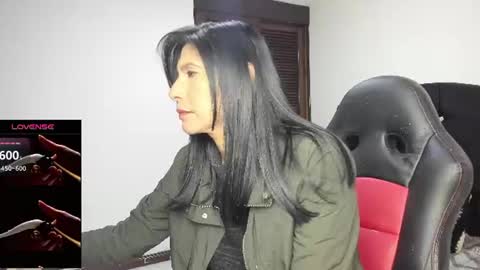 Snapshot of samantha1_rosse01 chatting on August 1, 11:36 pm samantha1_rosse01 online show from August 1, 11:36 pm