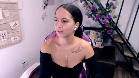 Snapshot of samantha2girl chatting on June 26, 6:34 pm samantha online show from June 26, 6:34 pm