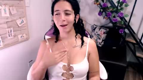 Snapshot of samantha2girl chatting on July 30, 7:02 pm samantha online show from July 30, 7:02 pm