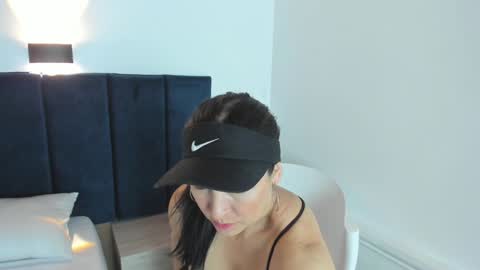 Samantha  online show from February 8, 2:49 pm