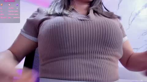 Snapshot of samantha__wilson chatting on June 19, 7:39 pm Samantha online show from June 19, 7:39 pm