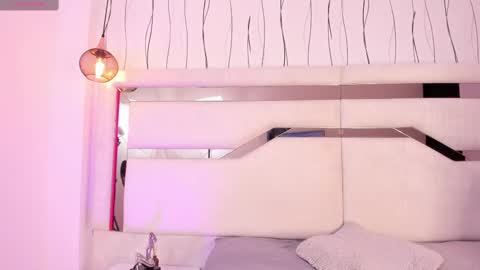 Snapshot of samantha_beckham chatting on March 11, 3:02 pm Samantha Beckham online show from March 11, 3:02 pm