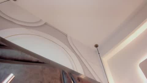 Samantha Beckham online show from March 8, 2:04 am