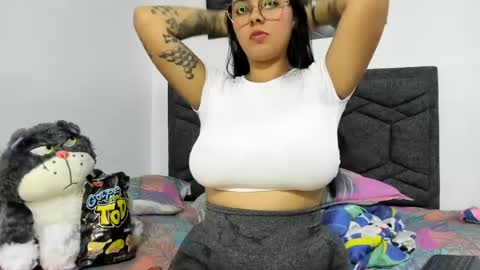 Snapshot of samantha_cherry__ chatting on July 2, 3:23 am samantha cherry online show from July 2, 3:23 am