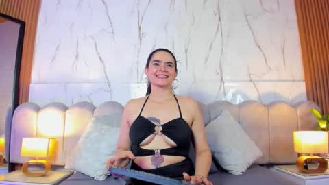 Snapshot of samantha_fiire chatting on May 30, 12:52 am samantha_fiire online show from May 30, 12:52 am