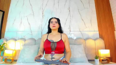 Snapshot of samantha_fiire chatting on July 22, 12:30 pm samantha_fiire online show from July 22, 12:30 pm
