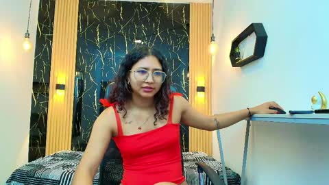    online show from April 23, 11:31 am
