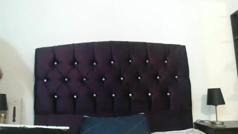 Snapshot of samantha_fox_squirt chatting on December 3, 7:21 am lizzy online show from December 3, 7:21 am