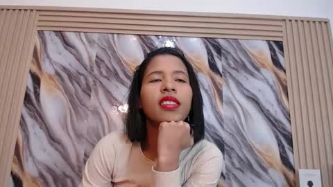 Snapshot of samantha_fox_squirt chatting on November 5, 7:03 pm lizzy online show from November 5, 7:03 pm