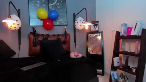 Snapshot of samantha_mature56 chatting on June 23, 2:20 am Sam online show from June 23, 2:20 am