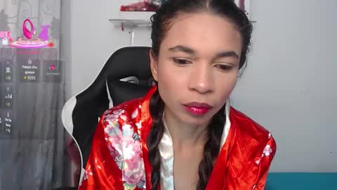 Snapshot of samanthaa_queen chatting on November 27, 11:45 am sam online show from November 27, 11:45 am