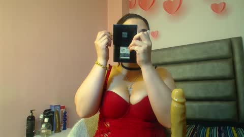 Snapshot of samanthaanderson chatting on January 16, 10:55 pm Samantha Anderson online show from January 16, 10:55 pm