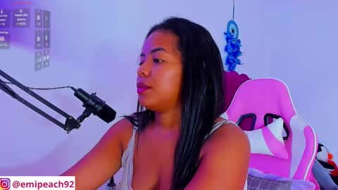 Snapshot of samanthabloom570089 chatting on November 1, 1:07 am Samantha Bloom online show from November 1, 1:07 am