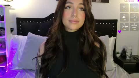 IGSamanthaGrant 10 online show from June 8, 7:58 pm