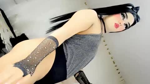 Snapshot of samanthax_xissadora1 chatting on February 21, 3:01 am samanthax_xissadora1 online show from February 21, 3:01 am