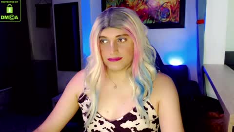 Snapshot of samara81648 chatting on June 18, 5:41 am Samara online show from June 18, 5:41 am