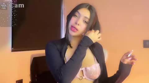 Snapshot of samara_lam chatting on January 30, 7:37 pm Sammy  online show from January 30, 7:37 pm