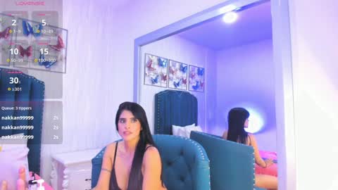 Snapshot of samara_warren chatting on December 18, 2:49 pm Samara Warren online show from December 18, 2:49 pm