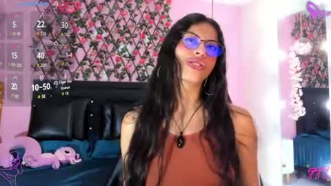 Snapshot of samaracortez chatting on June 25, 10:36 pm Sammy online show from June 25, 10:36 pm