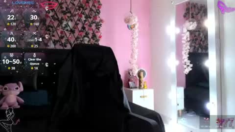 Snapshot of samaracortez chatting on July 16, 7:31 pm Sammy online show from July 16, 7:31 pm