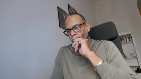 Sam online show from March 17, 4:21 pm