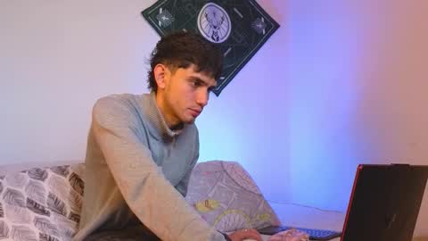 samevansx online show from January 15, 7:06 pm