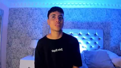 Samfrrost online show from June 25, 12:42 pm