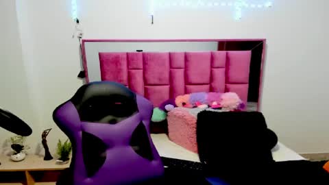 sami_cutte online show from January 24, 1:56 am