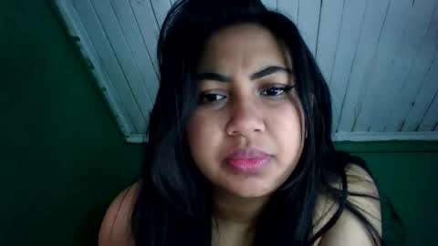 Snapshot of samiah768293 chatting on June 24, 5:39 am samiah768293 online show from June 24, 5:39 am