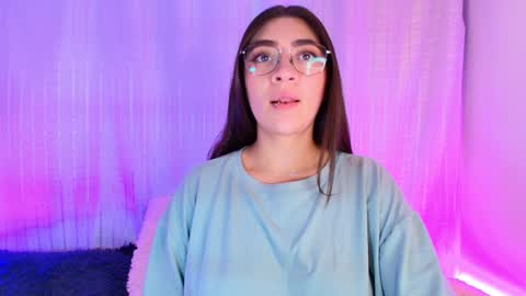 Snapshot of samii_evans chatting on February 6, 3:16 am samii evans online show from February 6, 3:16 am