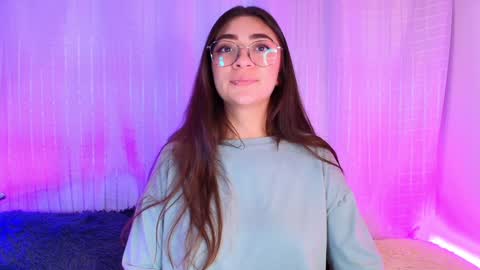 Snapshot of samii_evans chatting on February 6, 6:18 am samii evans online show from February 6, 6:18 am