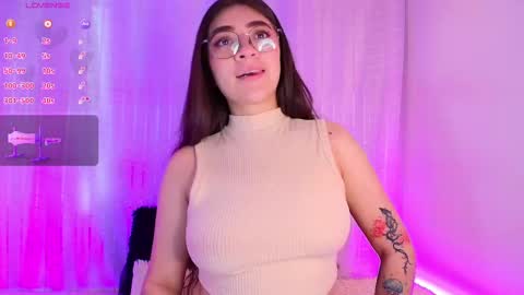 Snapshot of samii_evans chatting on February 20, 4:57 pm samii evans online show from February 20, 4:57 pm