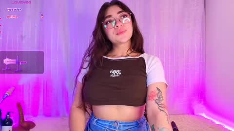 Snapshot of samii_evans chatting on February 26, 7:20 am samii evans online show from February 26, 7:20 am