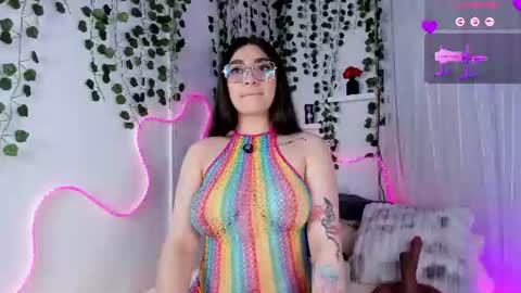 Snapshot of samii_evans chatting on August 2, 4:44 am samii evans online show from August 2, 4:44 am