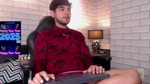 Snapshot of samir_bear chatting on January 7, 12:41 pm Samir online show from January 7, 12:41 pm