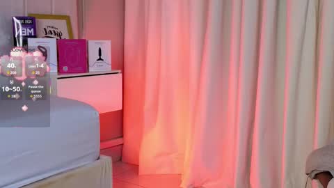 Snapshot of samir_bear chatting on November 15, 2:42 am Samir online show from November 15, 2:42 am