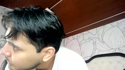 Snapshot of samir_bear chatting on June 22, 12:57 pm Samir online show from June 22, 12:57 pm
