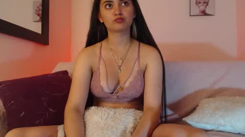 samiraa_x online show from December 3, 12:25 pm